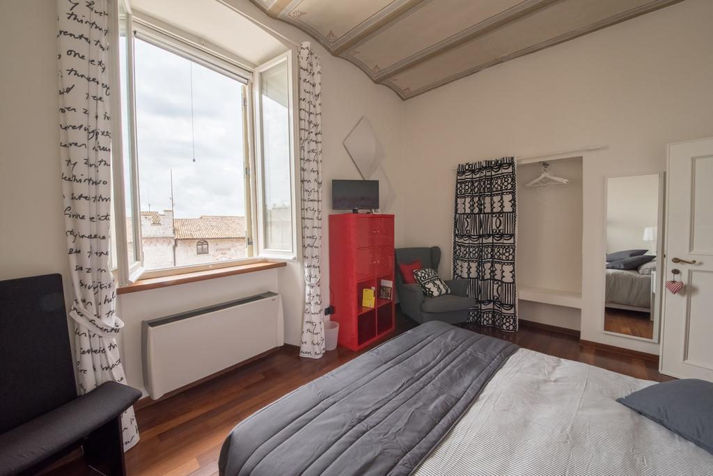 Apartamento Casa Balestra Asís Exterior foto